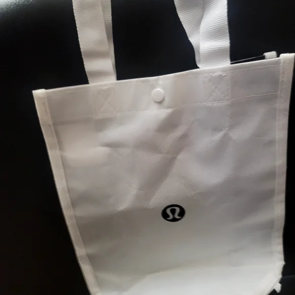 2 Lululemon Reusable Tote Bags. 1 Bonus Lululemon Bag (3 Bags Total) - Picture 5 of 5